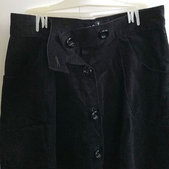NWT Black Hell Bunny Corduroy Wonder Years Knee Skirt with Buttons and Pockets - Picture 5 of 12